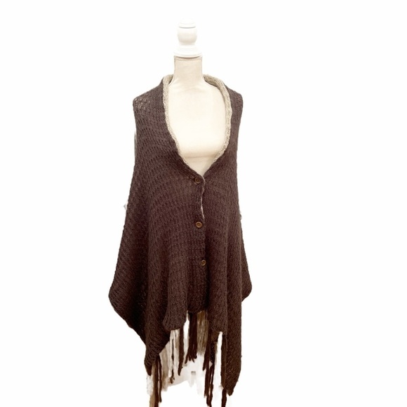 Madison 88 Ruana stylish two tone gray multifunctional shawl/wrap. - Picture 1 of 7